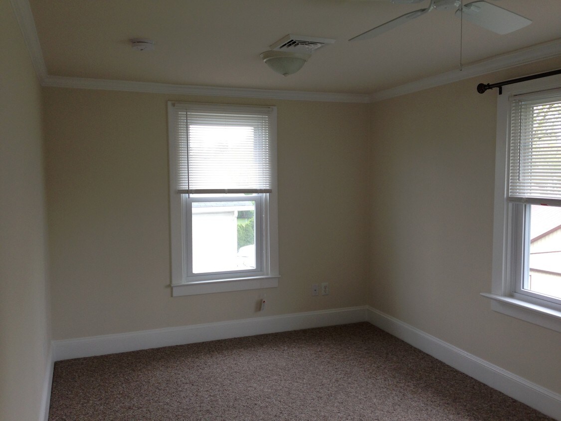 44 Grove Ave, Flourtown, PA 19031 Apartments in Flourtown, PA