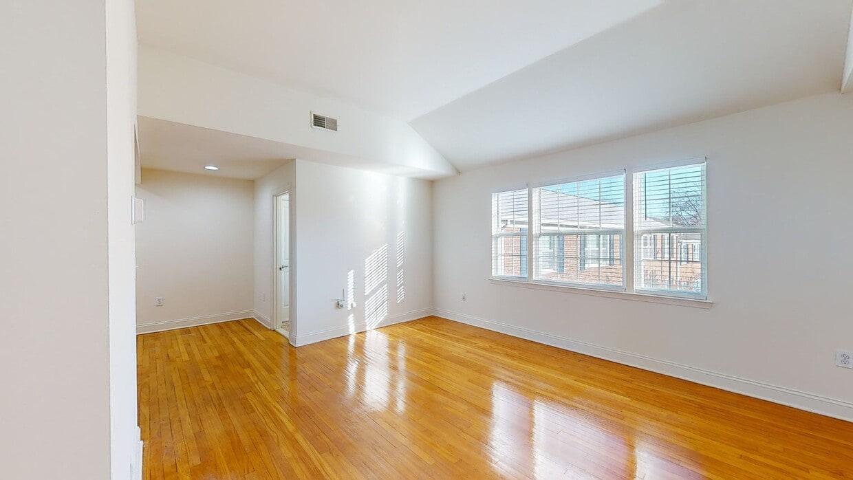 Photo - Rodgers Forge Apartments