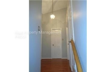 Building Photo - 6360 Tisbury Dr
