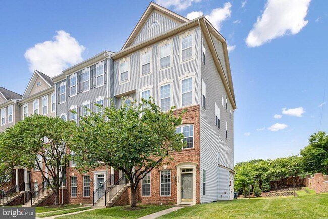 Foto del edificio - 15503 John Diskin Cir