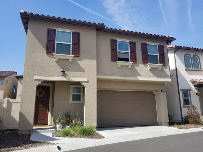 Photo - 235 W Ridgewood St Townhome