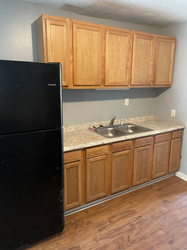 Building Photo - 4025 Gary Dr