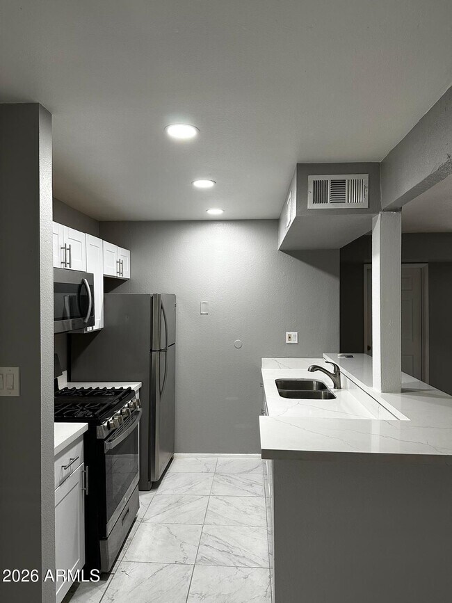 Foto del edificio - 1701 W Tuckey Ln