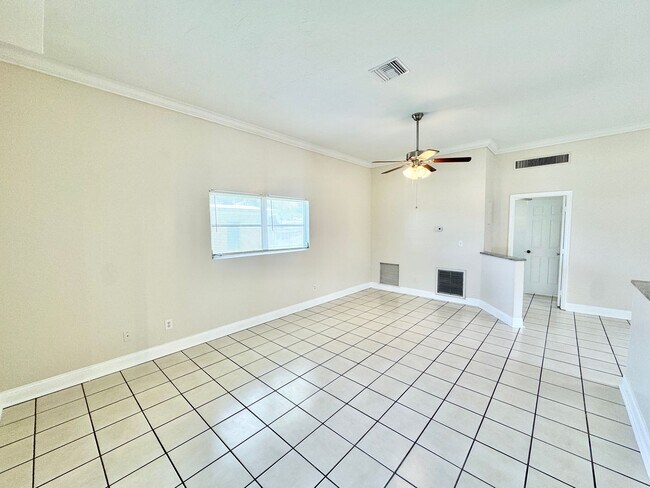 Building Photo - 561 Southwest Blvd