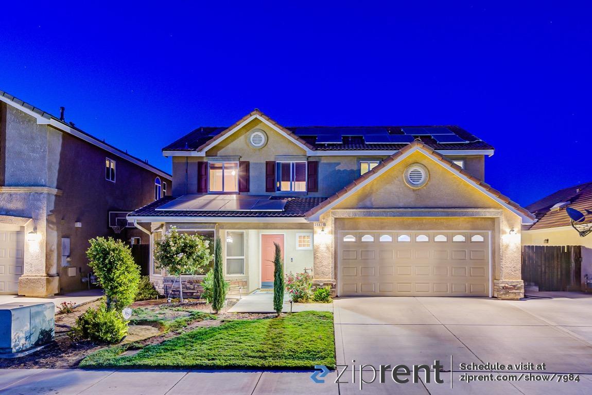 2562 Sarah Ave, Sanger, CA 93657 House for Rent in Sanger, CA