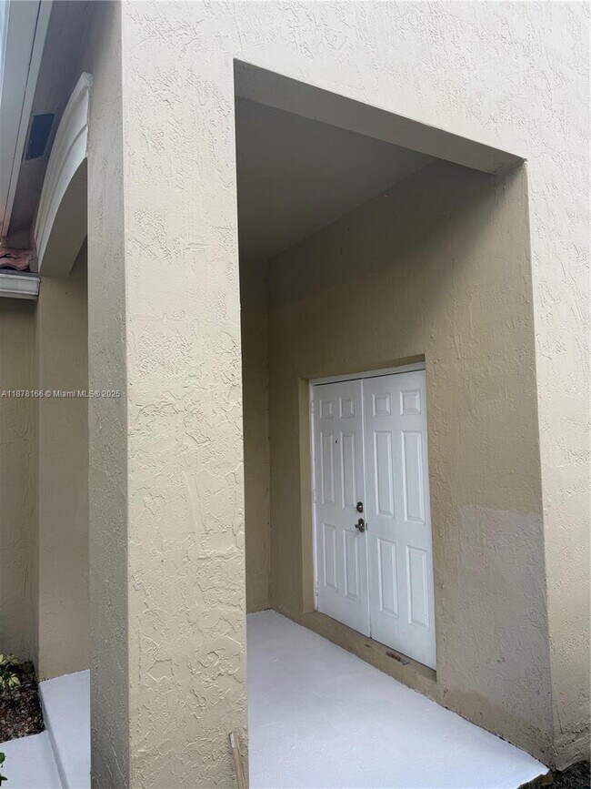 Building Photo - 1288 Camellia Cir