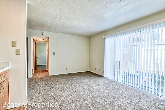 Foto del edificio - 33 Moss Ave