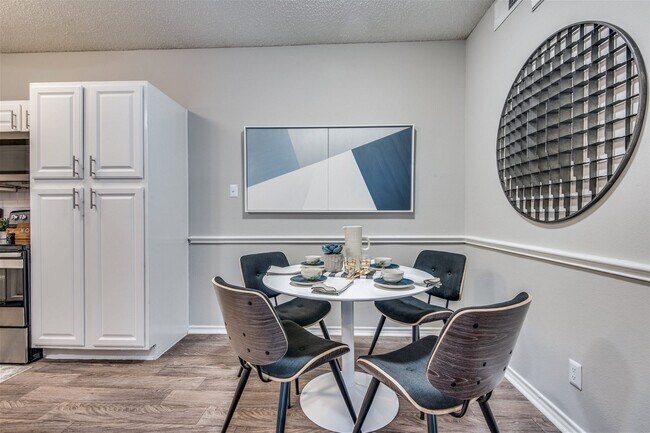 Building Photo - 4809 North O\'Connor Road Apt #F116, Irvin...
