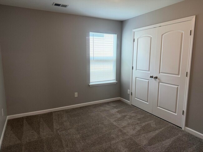 Foto del edificio - 2320 Tanksley Wy
