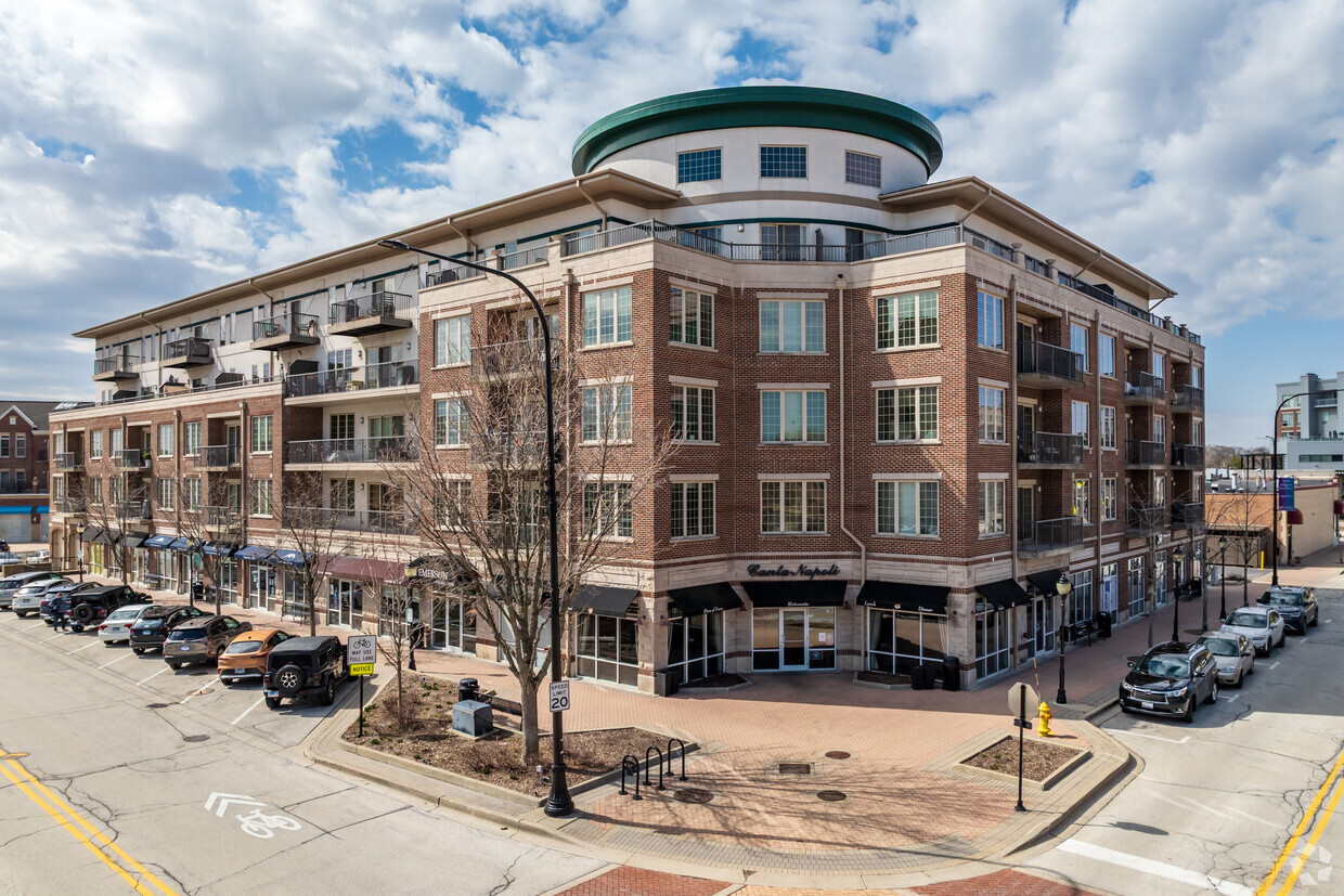 Primary Photo - The Emerson at Village Centre