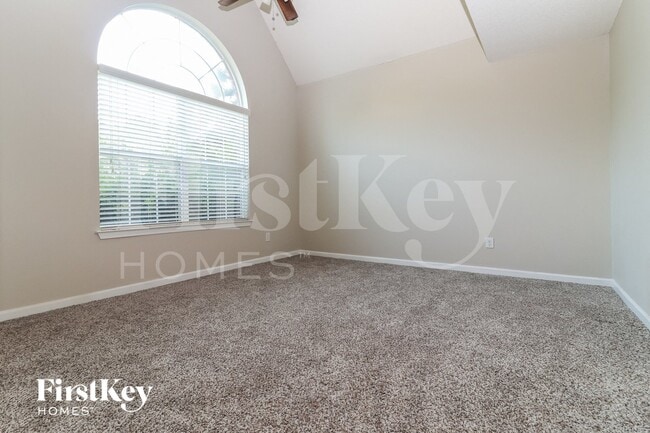 Building Photo - 105 Birchfield Way