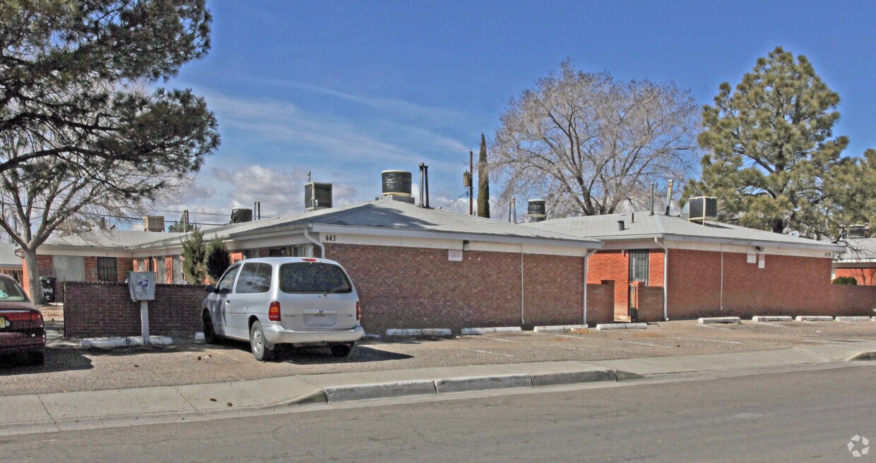 Building Photo - 435-447 Dallas St SE