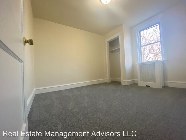 Building Photo - 2 br, 1 bath House - 7015 Guilford Rd.