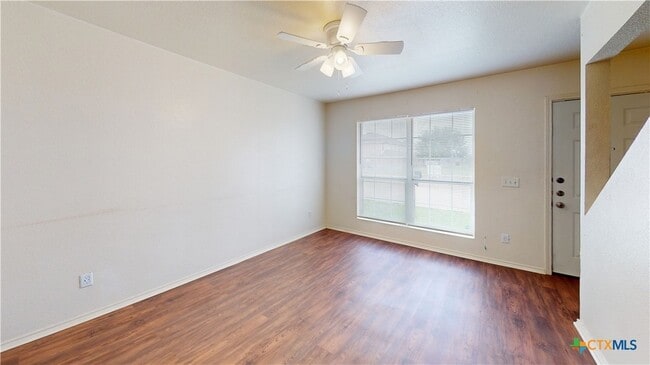 Building Photo - 4302 Jeff Scott Dr