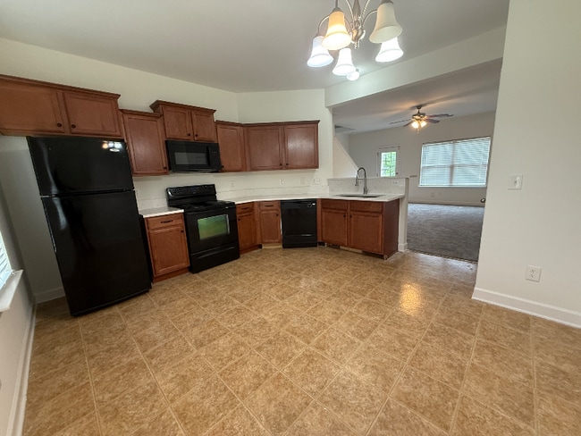 Building Photo - 387 Brooklet Ct