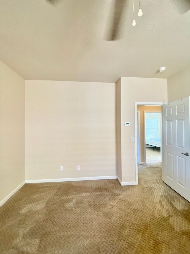 Foto del edificio - 329 Messina Terrace