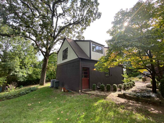 Foto del edificio - 376 N Williams Dr