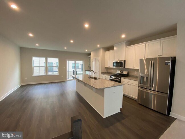 Foto del edificio - 2822 Toles Park Dr