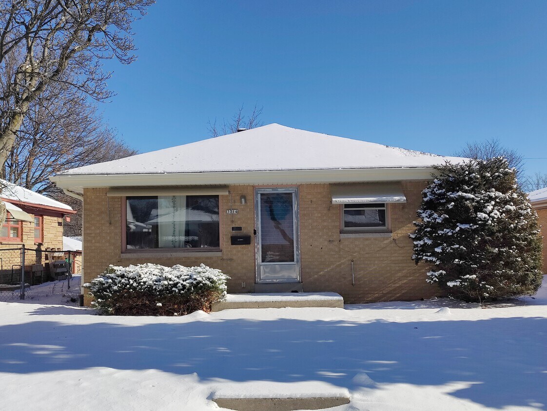 Ranch - 3714 N 84th St