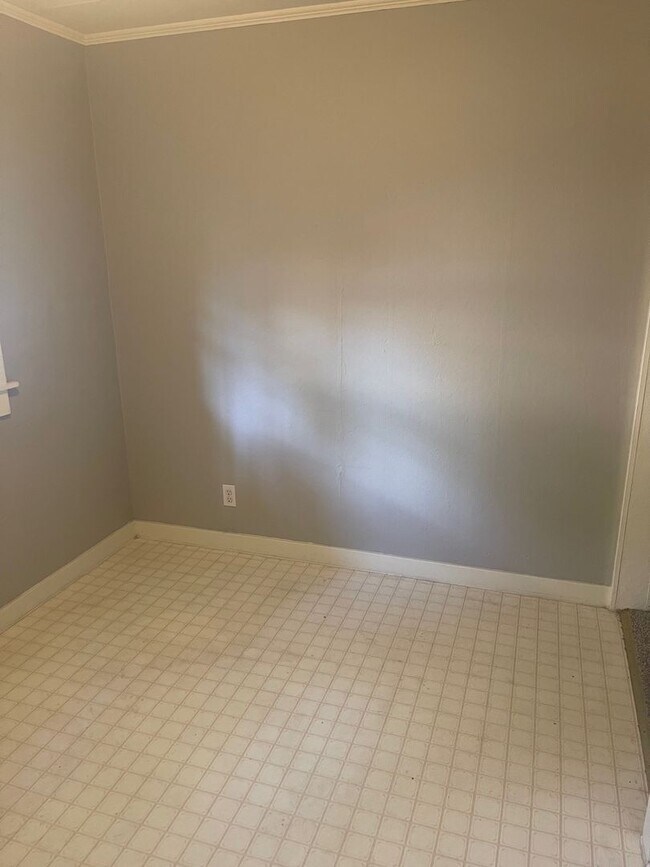 Foto del edificio - Evans-PM-022-0167-234