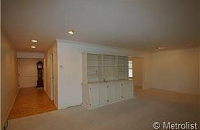 Foto del edificio - 420 S Marion St Pkwy