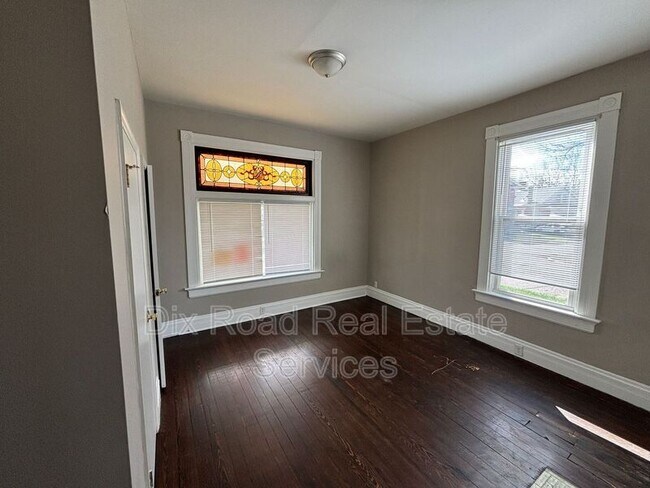 Foto del edificio - 333 Arlington Ave