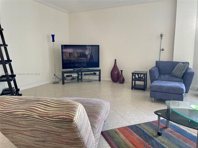 Building Photo - 3001 S Ocean Dr
