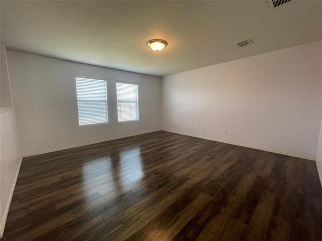 Building Photo - 2801 Mockingbird St