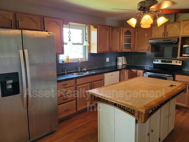 Foto del edificio - 505 Tedlo Ln