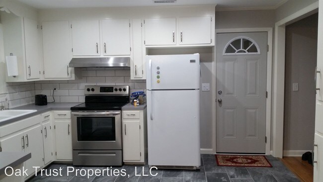 Building Photo - 3 br, 2 bath House - 1244 Woodside Dr