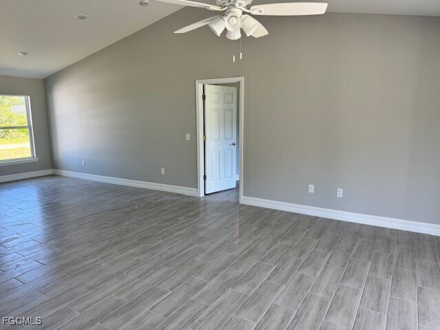 Foto del edificio - 3223 57th St W