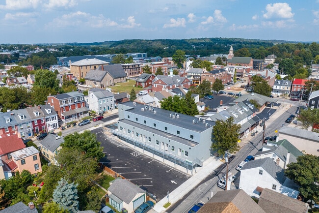Aerial - 224 Hall St