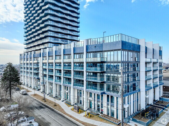 Building Photo - Thirty Six Zorra