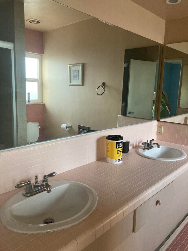 Baño 1 - 259 S Rosemead Blvd