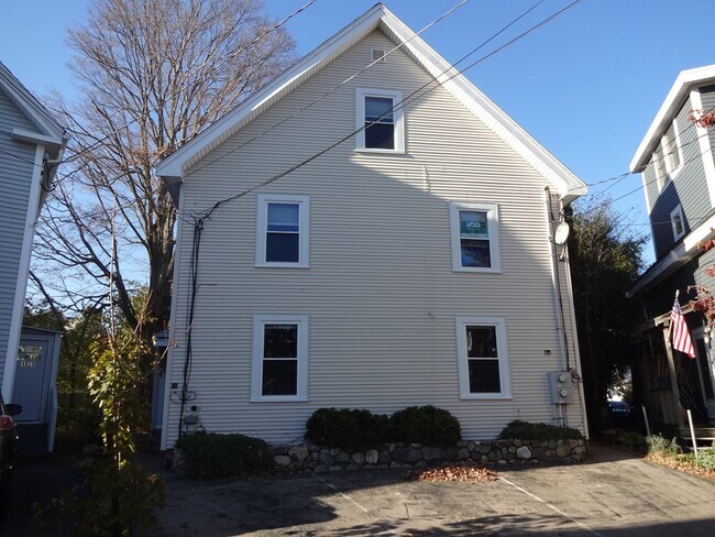 Building Photo - 11 Playstead Rd