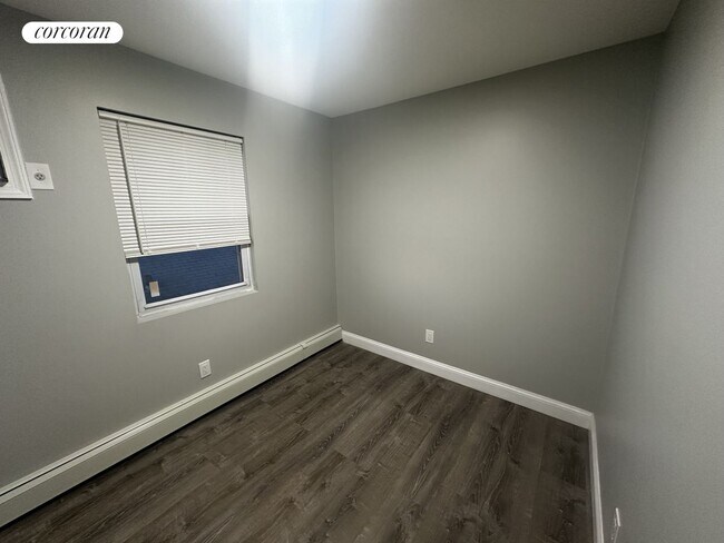 Foto del edificio - 137-22 Bedell St