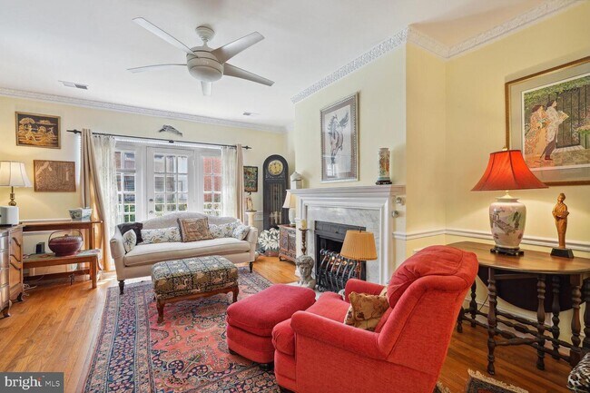 Foto del edificio - 1664 Euclid St NW