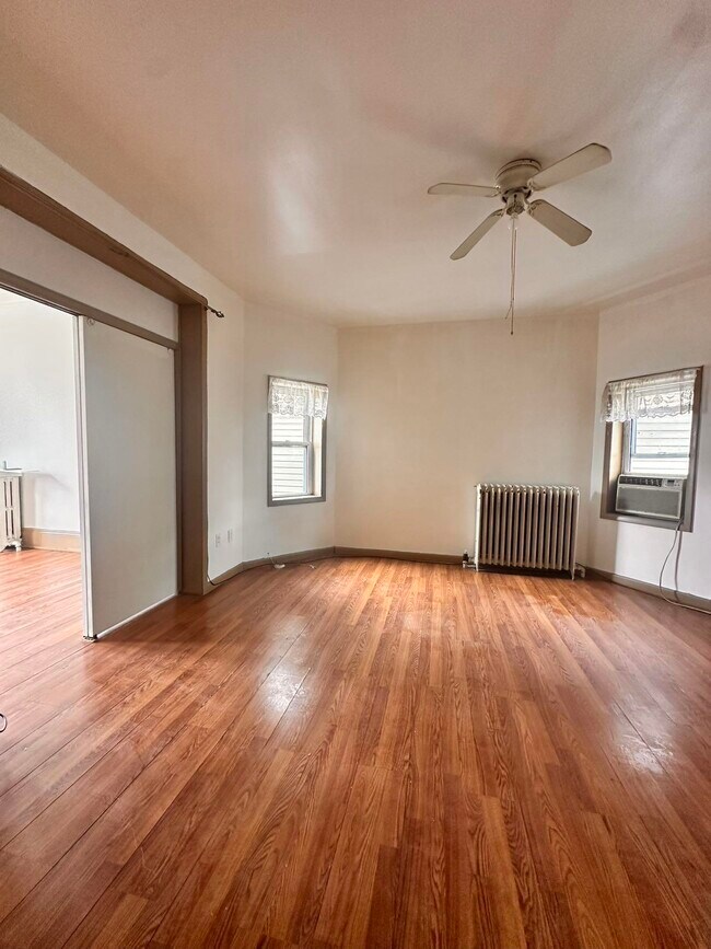 Foto del edificio - 1014 Summit Ave