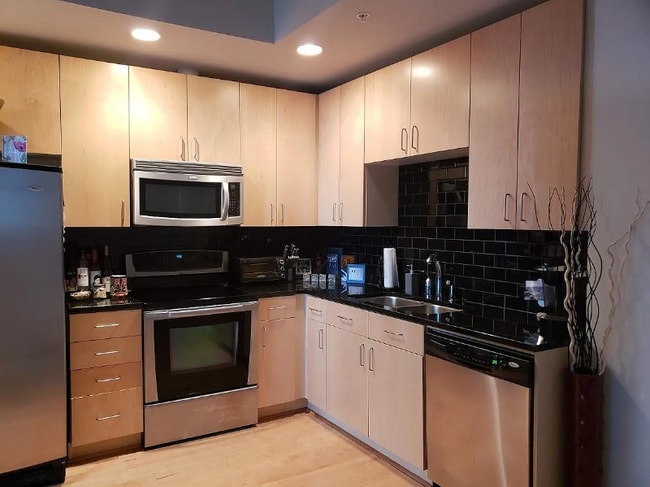 Photo - 1700 Bassett St Apartment