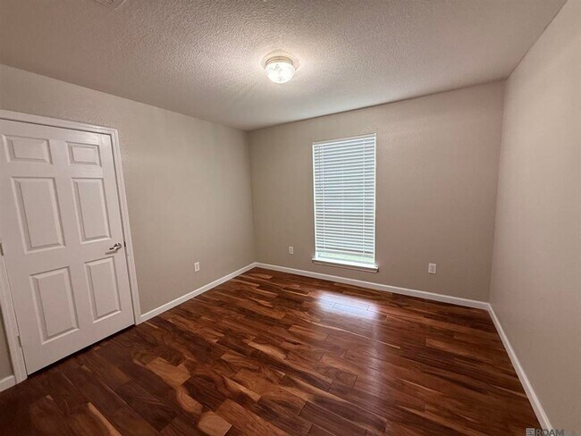 Foto del edificio - 12862 Bonnie Bleu Dr