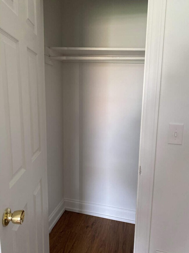 Foto del edificio - 616 W Marquette Rd