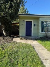 Building Photo - 624 NW 19th St