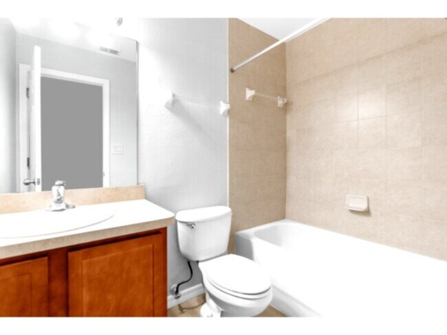 Foto del edificio - 5537 Executive Dr