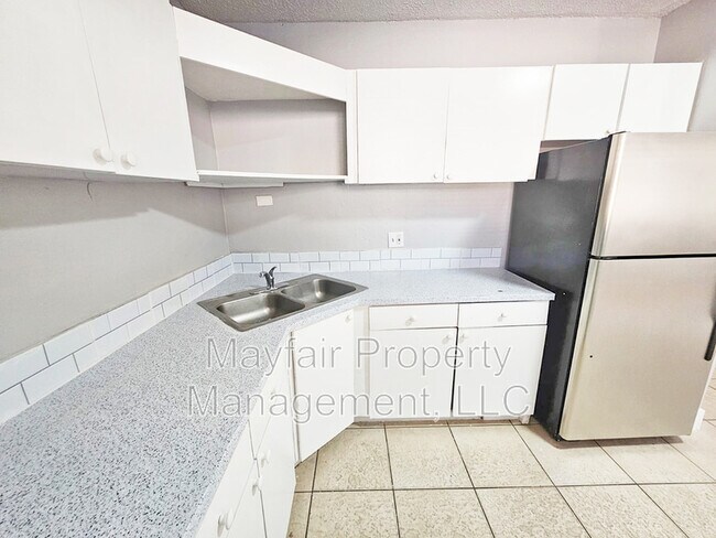 Foto del edificio - 430 NW 40th Ct