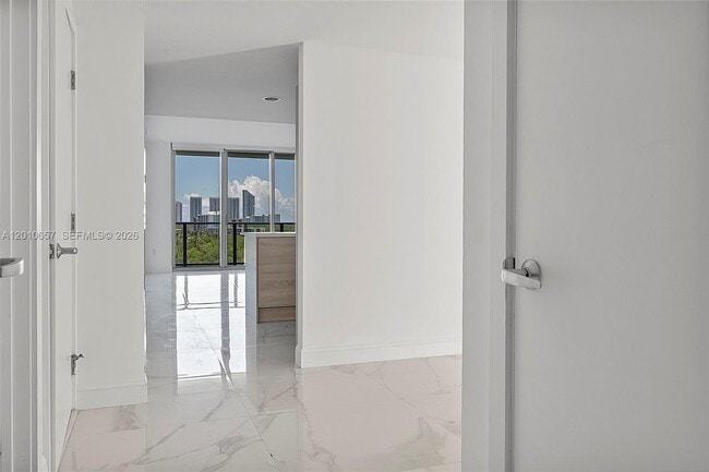 Building Photo - 16385 Biscayne Blvd