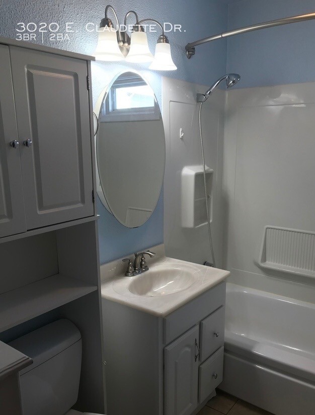 Primary Photo - 3020 E Claudette Dr