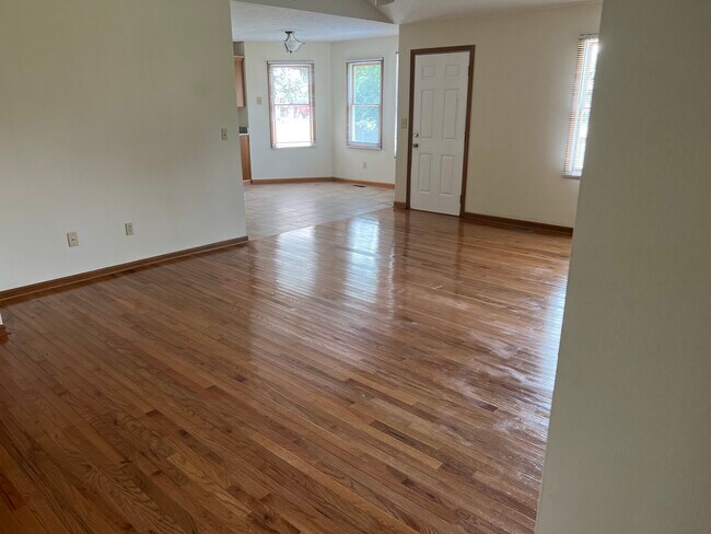 Foto del edificio - 4807 W Petty Rd