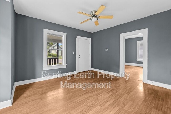 Building Photo - 3111 Avenue D
