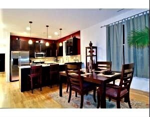 Kitchen/Dining - 2814 N Sheffield Ave