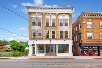 Building Photo - 120 E Main St